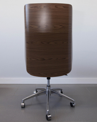 Кресло из натуральной кожи, каркас дерево арт. FX-BC06 - купить в Тамбове. Цена 34 820.52 руб.