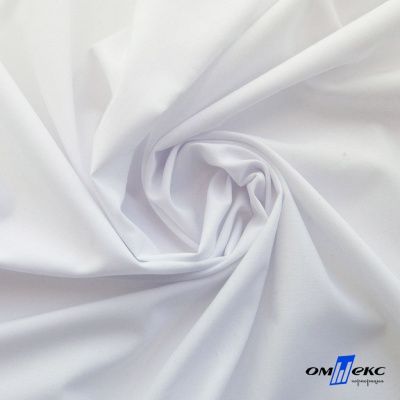 Ткань сорочечная Илер 100%полиэстр, 120 г/м2 ш.150 см, цв.белый - купить в Тамбове. Цена 290.24 руб.